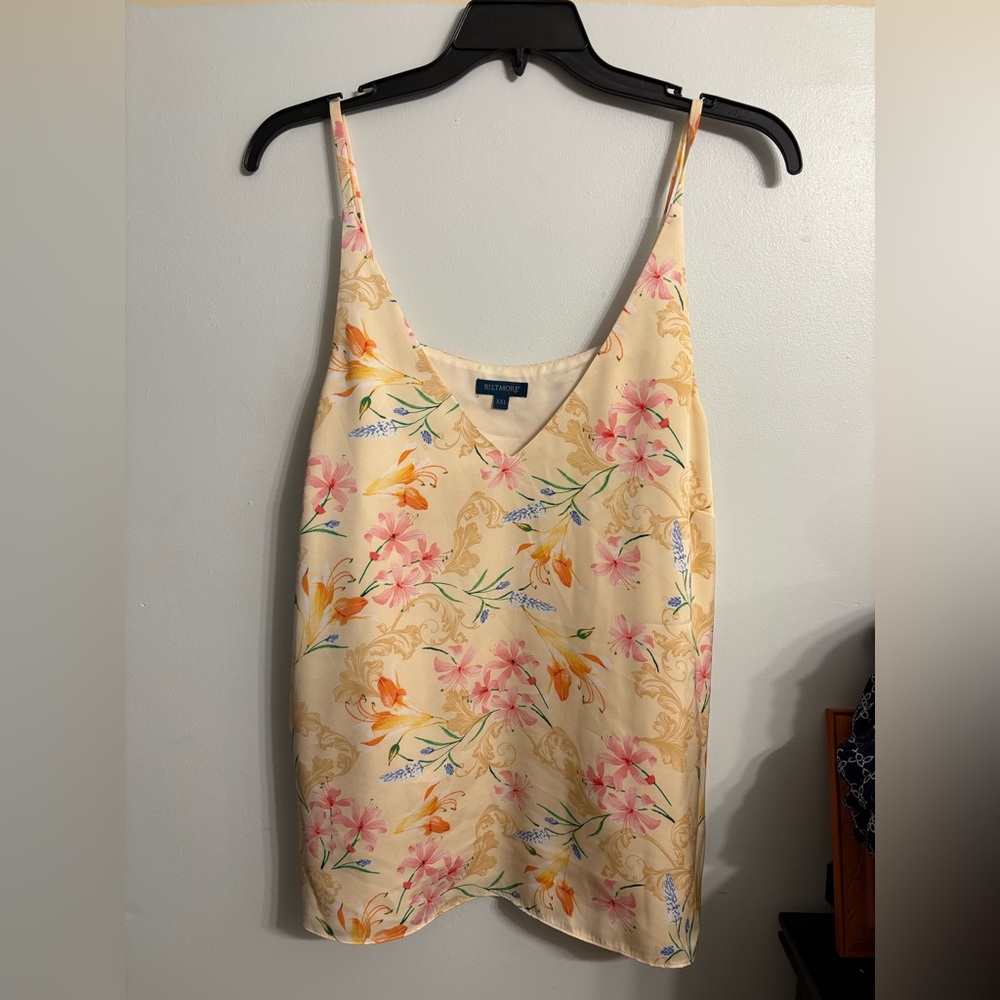 Biltmore spaghetti strap top (has silky feel), EUC, floral design, XXL